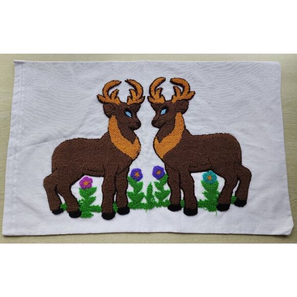 PILLOW COVERS-Crewel Stitch-Handmade-Reindeer-White Background16"x26"-Set of 2 - Picture 8 of 13